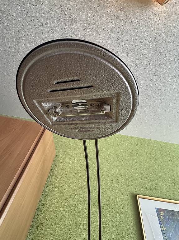 Lampade: Stehlampe mit 2 Lampenköpfe – Usato da Urdorf venduto da Rauber13 1