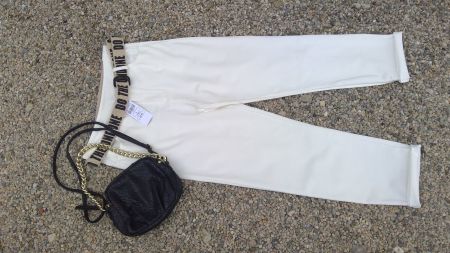 Pantalon blanc + Ceinture beige TODAY, taille (84cm), NEUF