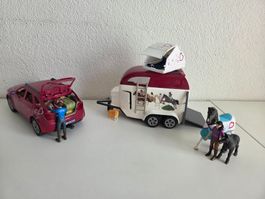 Schleich Pferdeanhänger mit Auto und Figuren