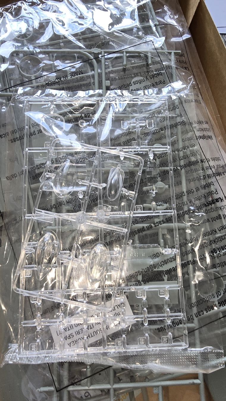 Italeri Modellbausätze & Standmodelle: B-17  FORTRESS Mk1 – Neu und originalverpackt aus Balsthal von cri_8tqn 4