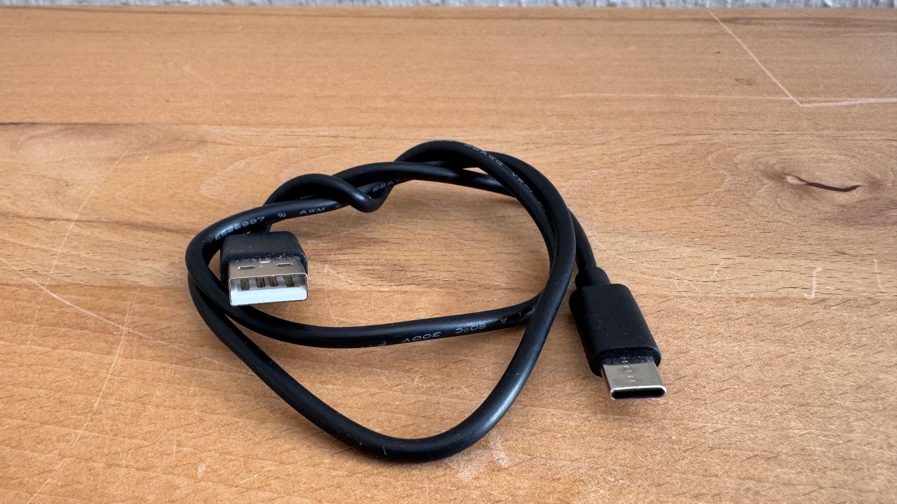 Cavi: USB-A auf USB-C 57sm – Usato da Luzern venduto da serchon 1