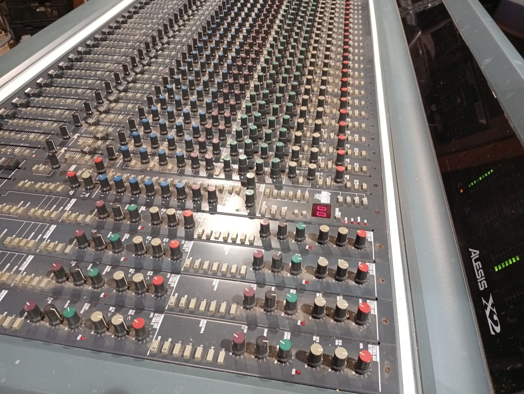 Console di mixaggio: MIXER ALESIS X2 - PROFI STUDIO Mischpult – Usato da Koppigen venduto da connect1 1