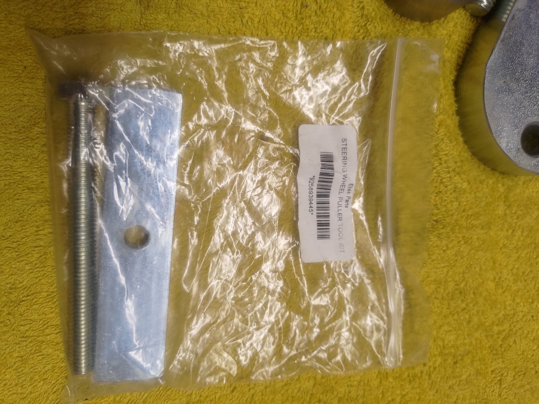 Alle Autoersatzteile: Extracteur de volant de direction Lotus Elise – Neu und originalverpackt aus Grimisuat von Drizzt75