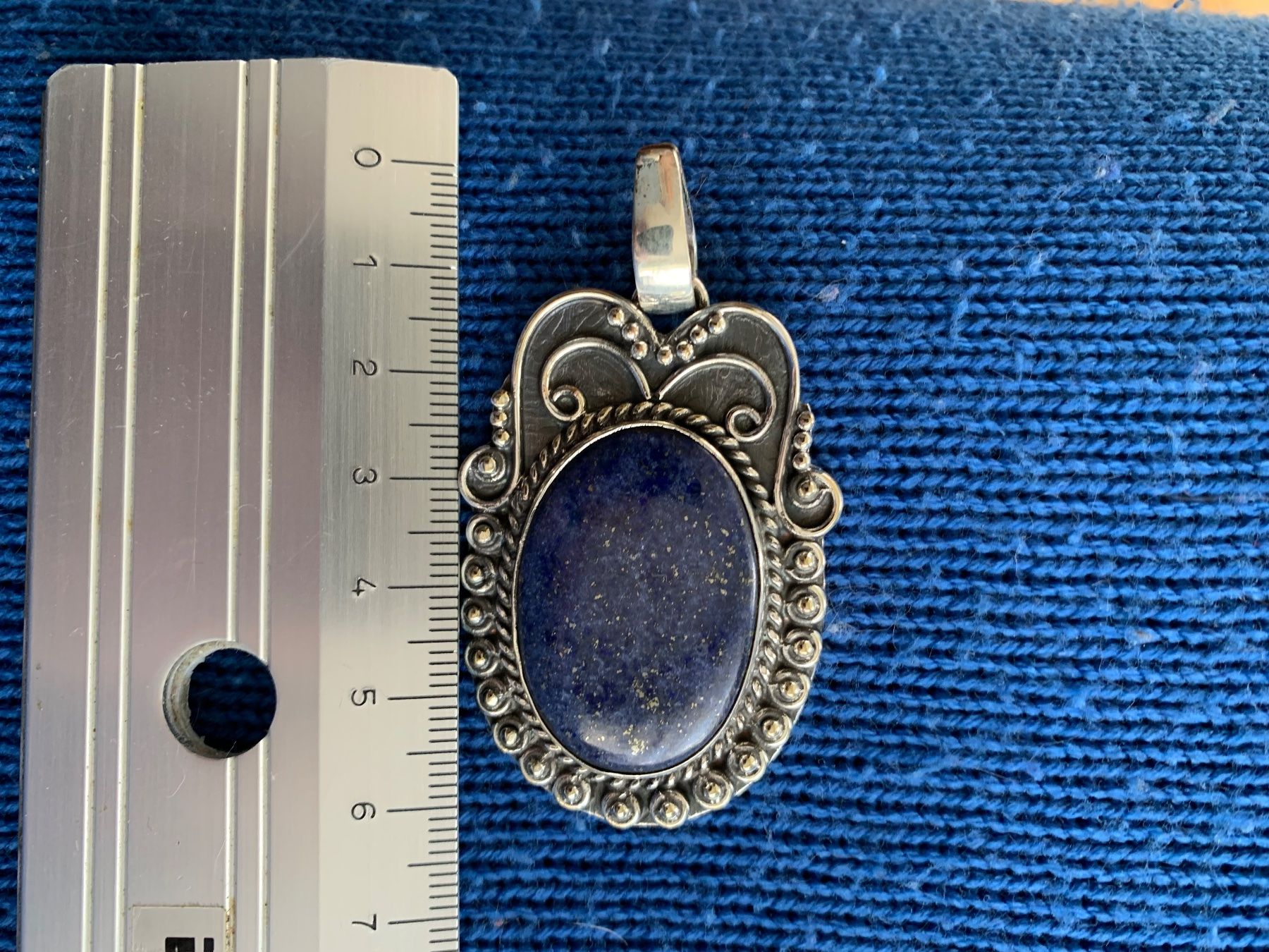 Pendentifs: Grosser Silberanhänger mit Lapislazuli – Neuf (Voir description) à Birsfelden par Exclusivity 2