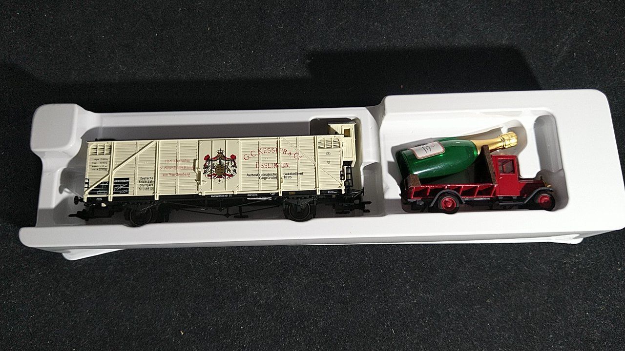 Märklin Trains électriques: 4 Museumswagen 2000/2001/2002/2003 – Neuf (Voir description) à Uster par Regenwurm61 3