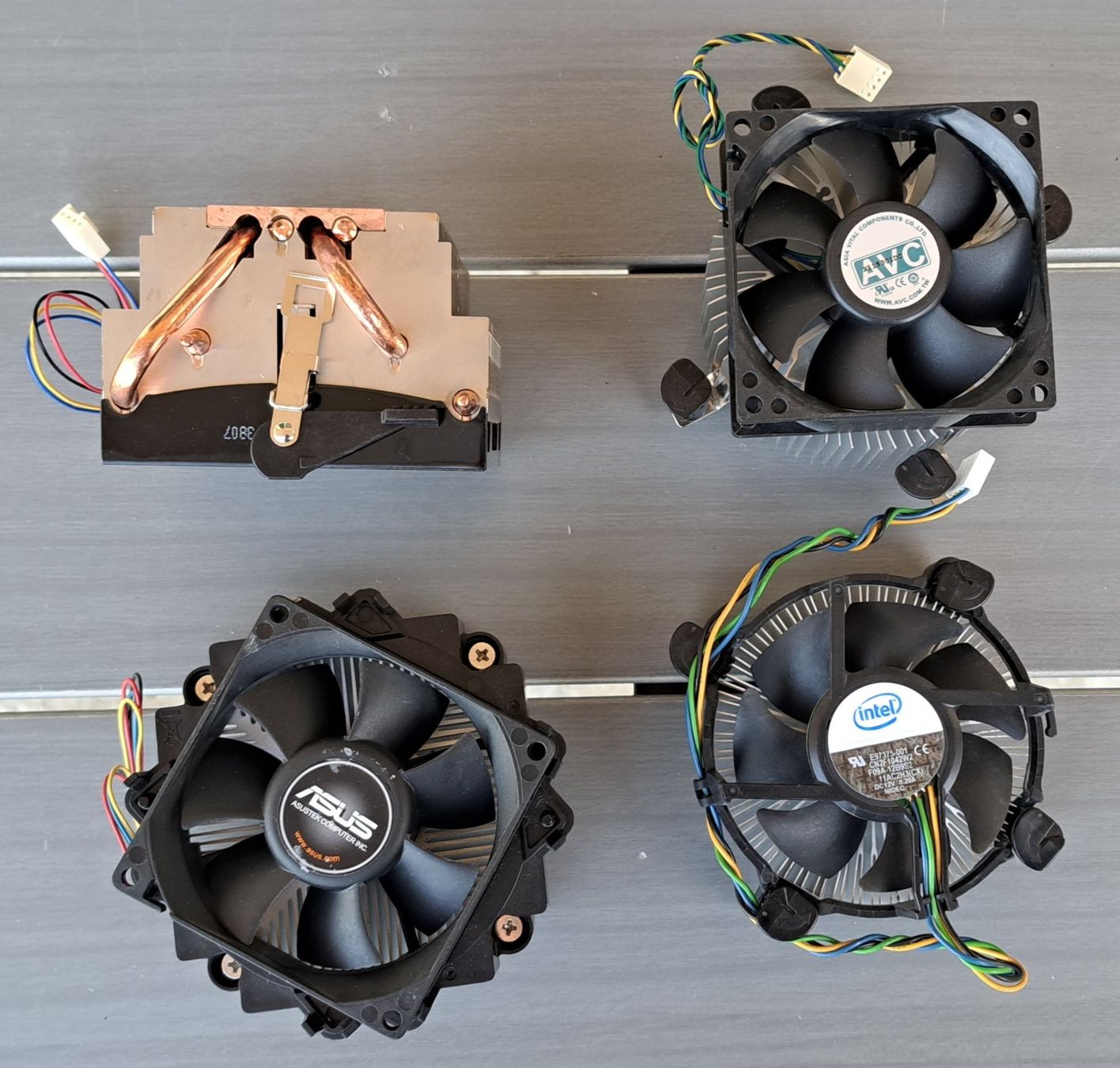 PC: ***** CPU Kühler Sortiment – Usato da Villaz-St-Pierre venduto da Ubid 2
