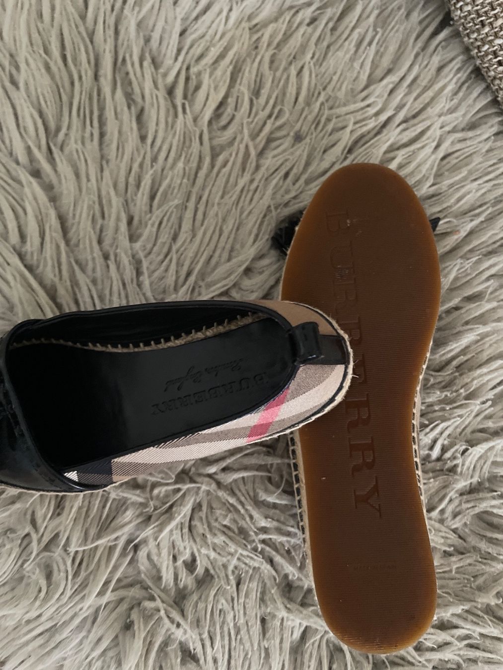 Burberry Damenschuhe: Espadrile – Gebraucht aus Schaffhausen von WatfaB 2