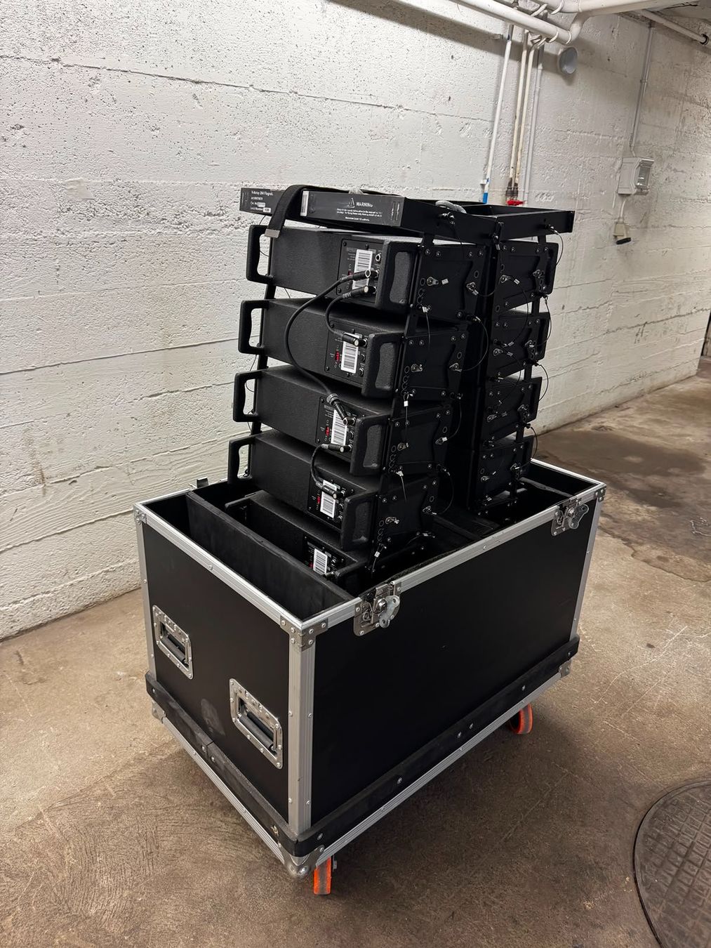 Casse acustiche: Komplettes Pronomic V-Array Line Array – 16 Tops / 2 Subs / – Usato da Wängi venduto da Starlight-Show 1
