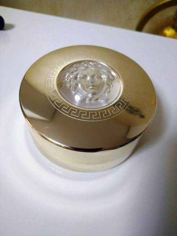 Versace Powder Kaufen auf Ricardo