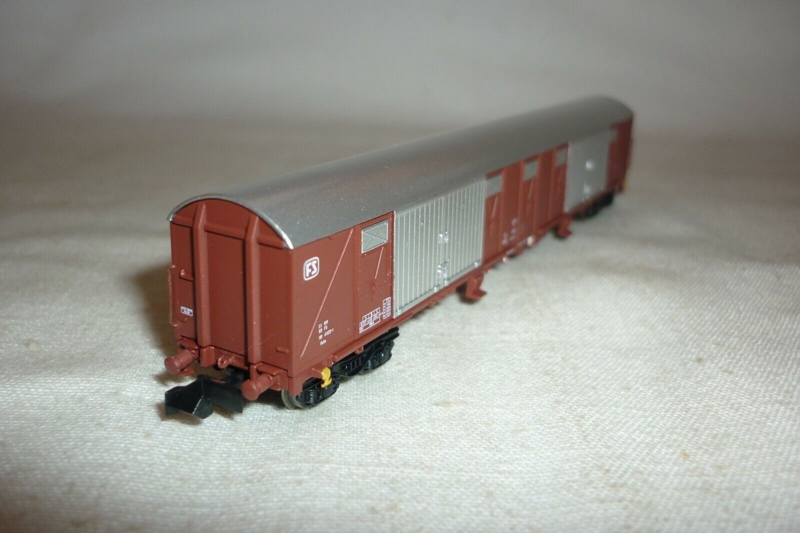 MU 37001B 4-achsiger gedeckter Güterwagen Gabs der FS (Neu und ...
