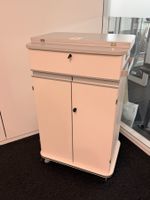 fahrbares Stehpult (Lot 116) 8304 Wallisellen