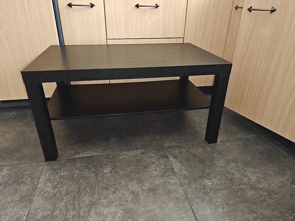 Ikea Tische: IKEA LACK Couchtisch Schwarzbraun mit Ablage – Gebraucht aus Baar von rbu_9vhl 1