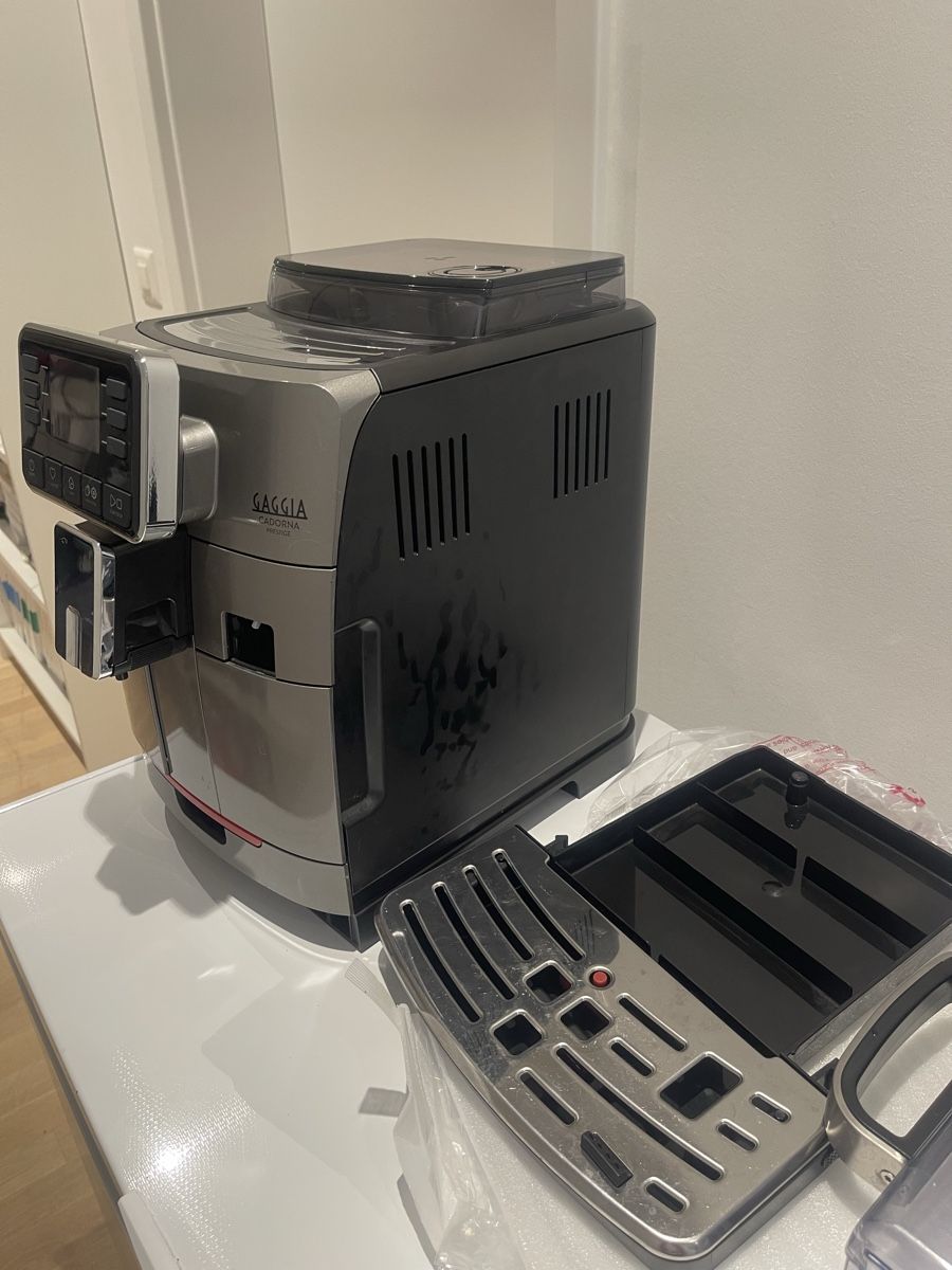 Gaggia Macchine per caffè & Macchine per espresso: Gaggia Cadorna Prestige Automatic Coffee Machine – Usato da Unterägeri venduto da eve_76lj 3