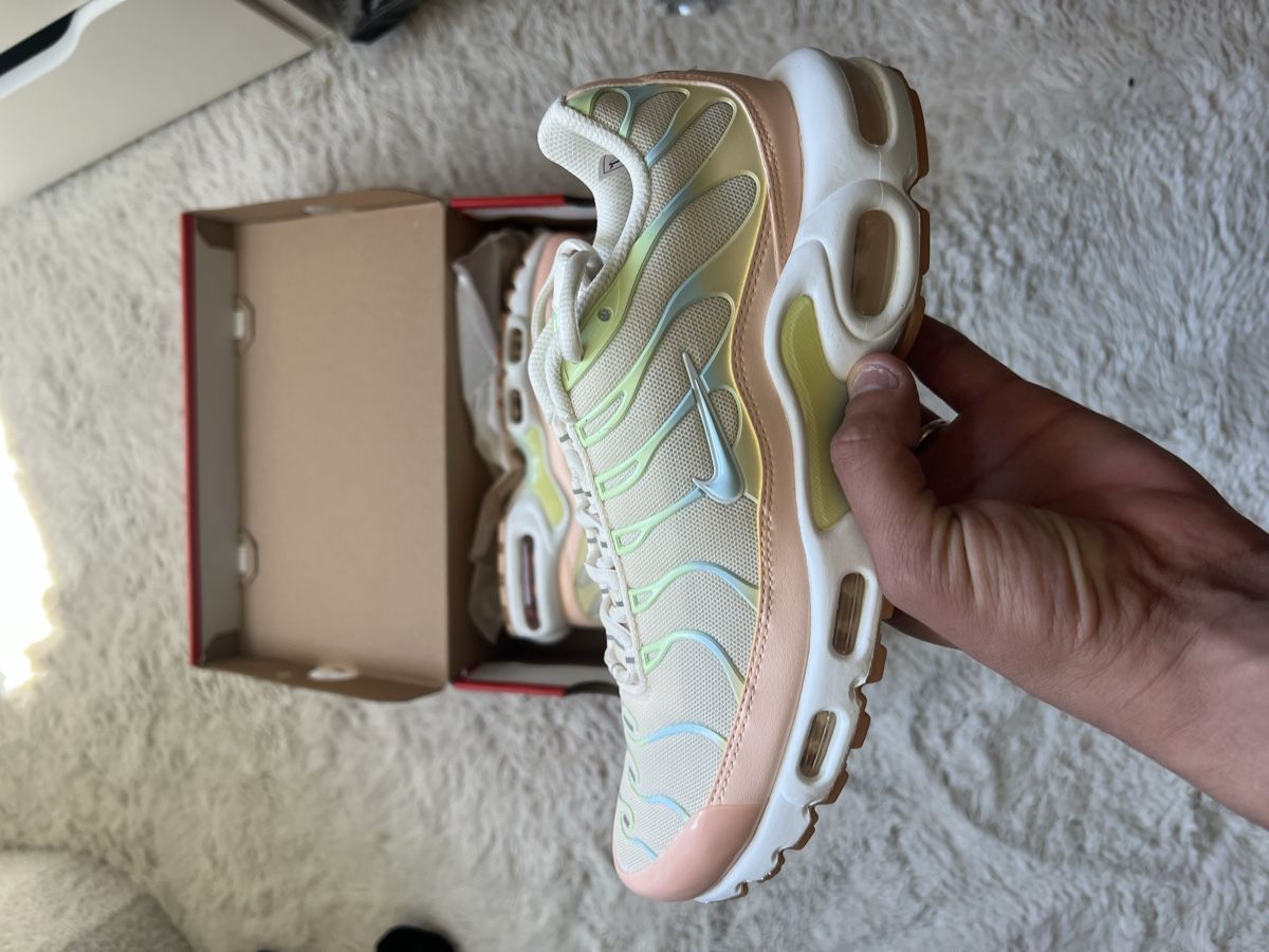 Nike Scarpe da uomo: Baskets Nike Air Max Plus neuves taille 41, parfaites pour – Nuovo e nell'imballaggio originale da Urtenen-Schönbühl venduto da Big.sanad 2