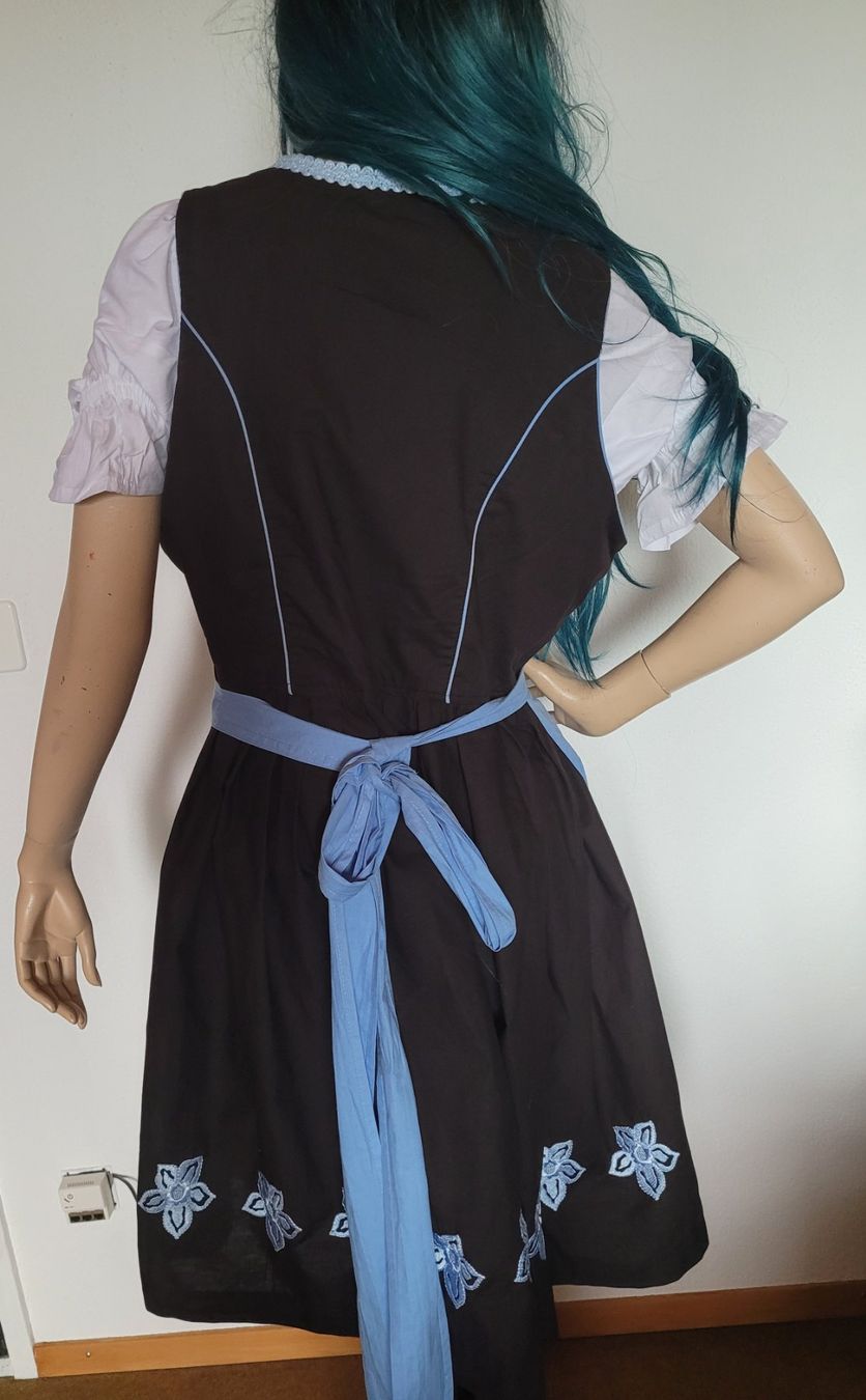 Vestiti: Dirndl von dirndl.com   Grösse 46 – Usato da SCHÜBELBACH venduto da CoKaHa 1