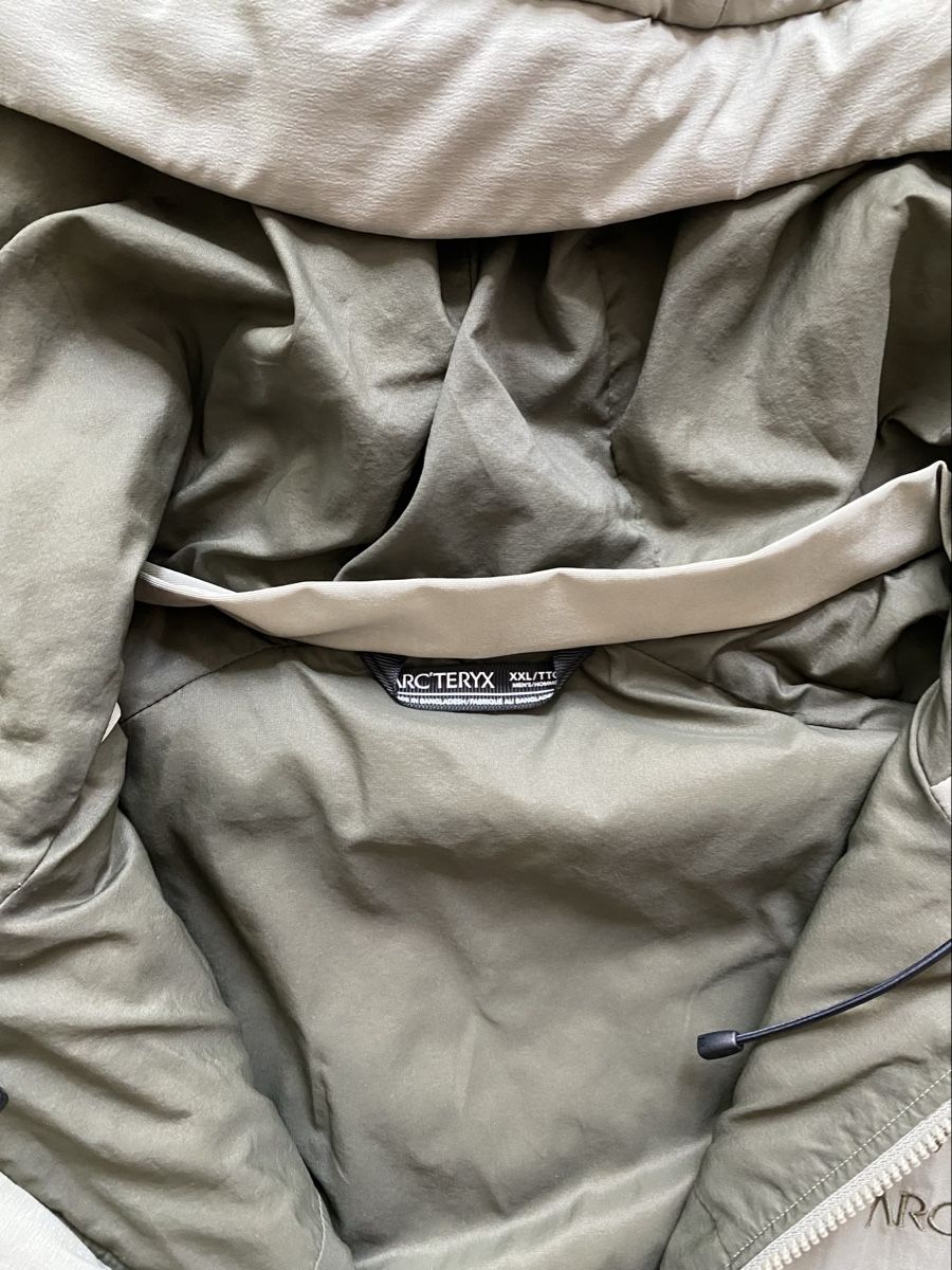 Arcteryx Giacche: Arc’teryx Atom AR Hoody – Usato da Volketswil venduto da 9394 1