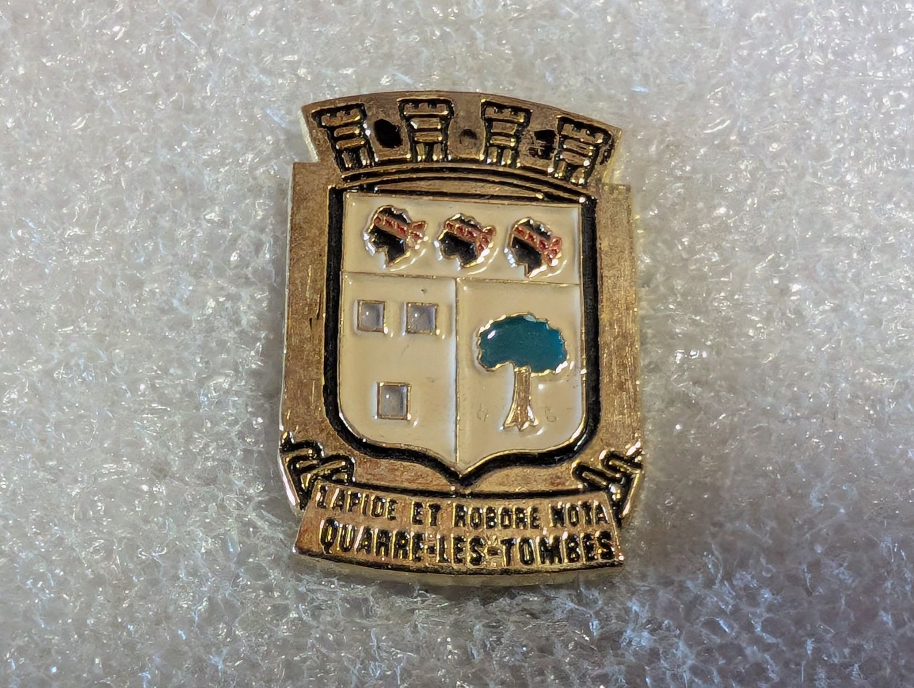 Plaquettes & Badges: Ansteckpin 115: – D'occasion à Oppligen par Pin-Fall-Shop
