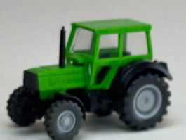 VE1- Wiking Fahr Traktor grün