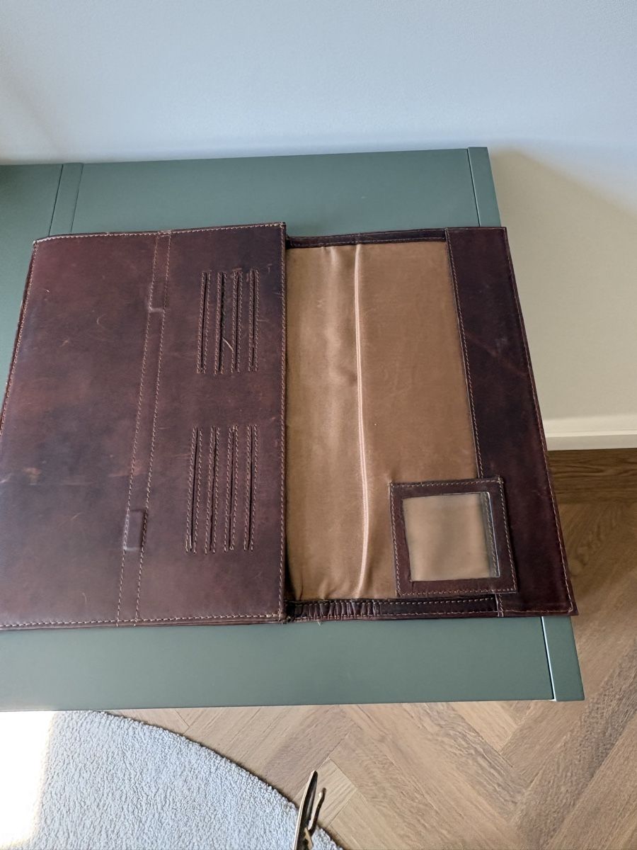 Borse: Lederetui Laptop 23x32cm  – Usato da Kriens venduto da aloha19 2