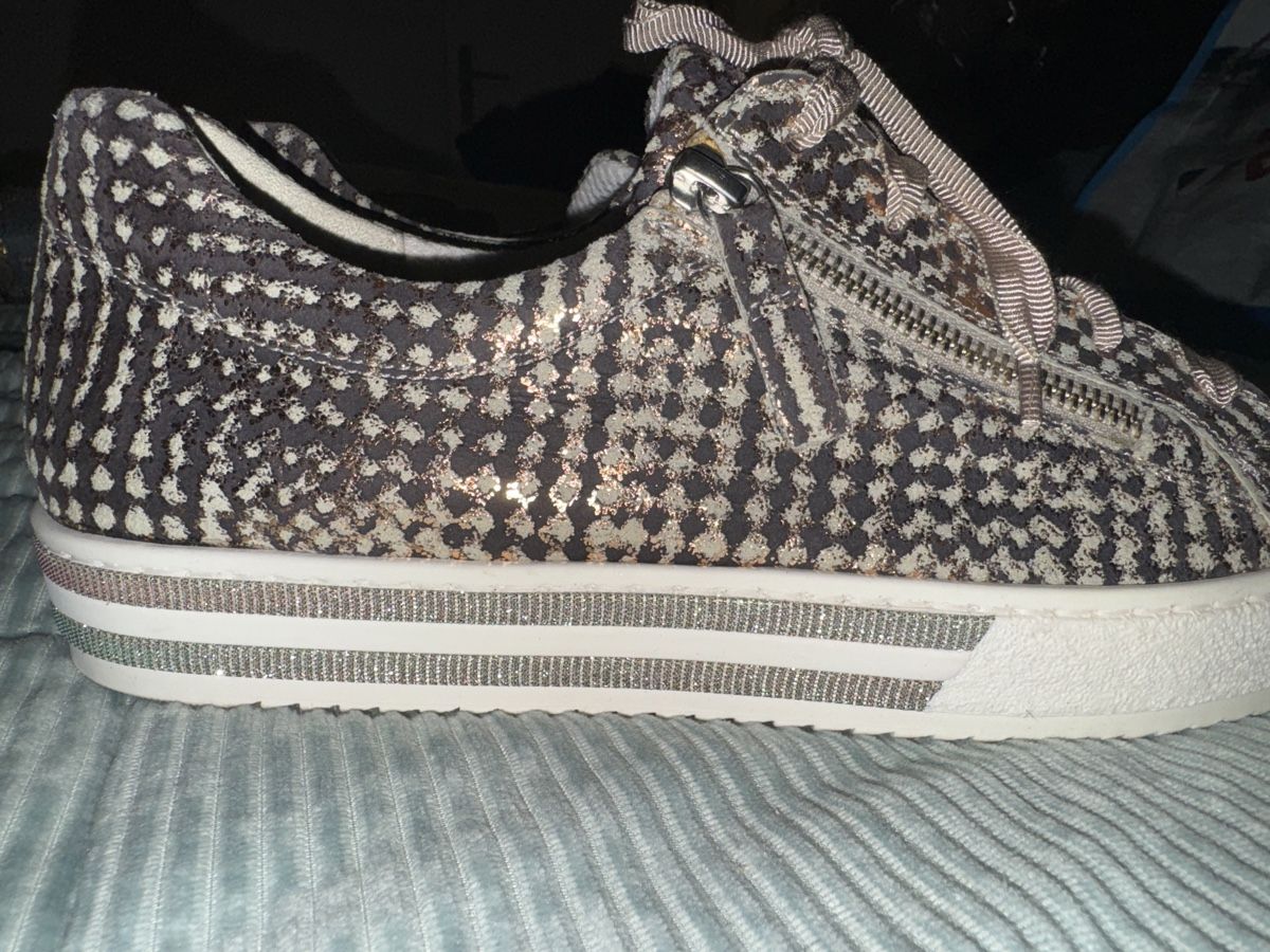 Gabor Damenschuhe: Damen Gabor Schuhe – Neu (gemäss Beschreibung) aus Sursee von Alyel 1