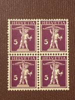 Bloc de 4 timbres Helvetia 5 cts violet bon état