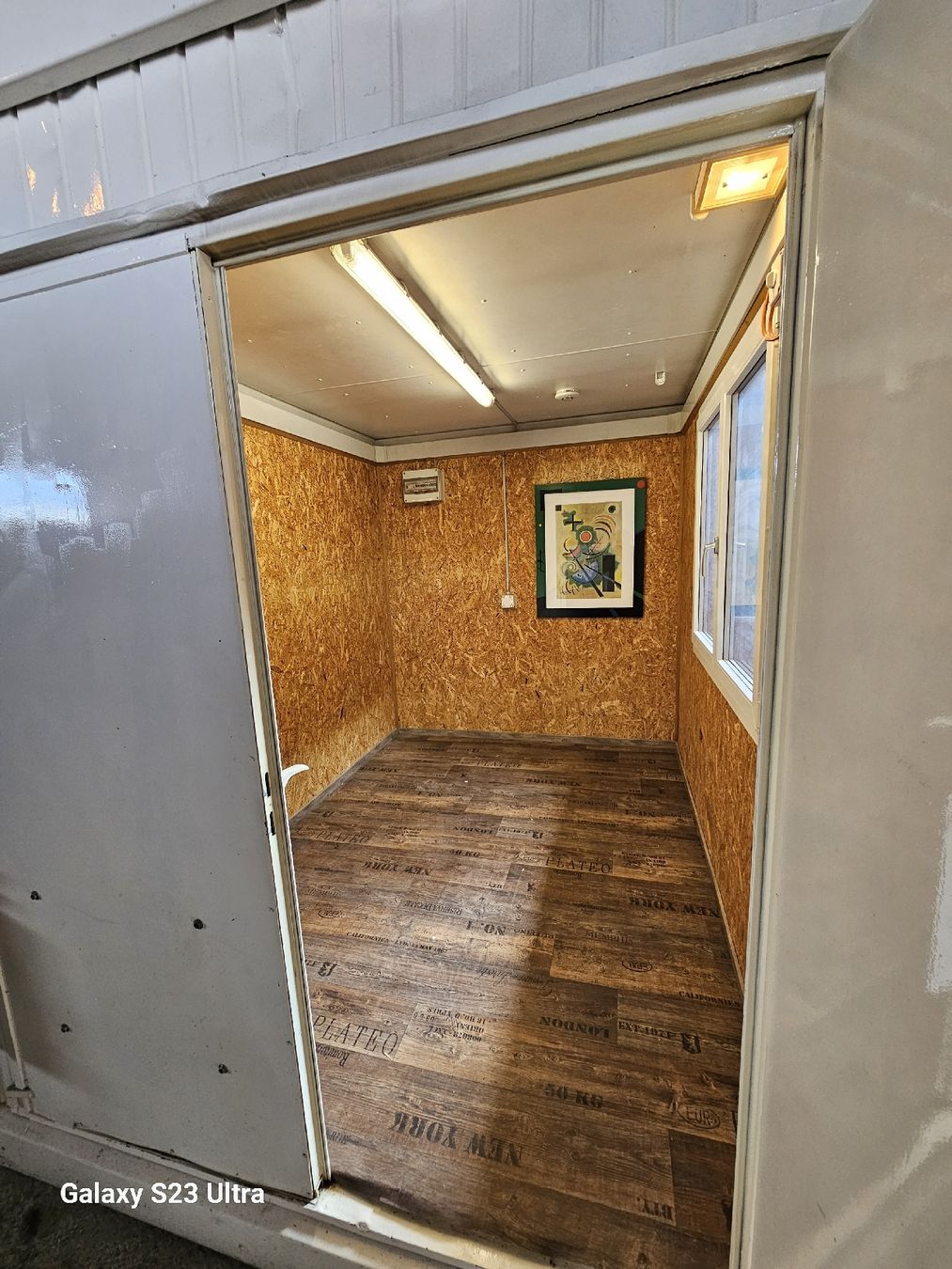 Contenitori edile: Container neu ausgebaut, – Usato da Zürich venduto da adi0111 3