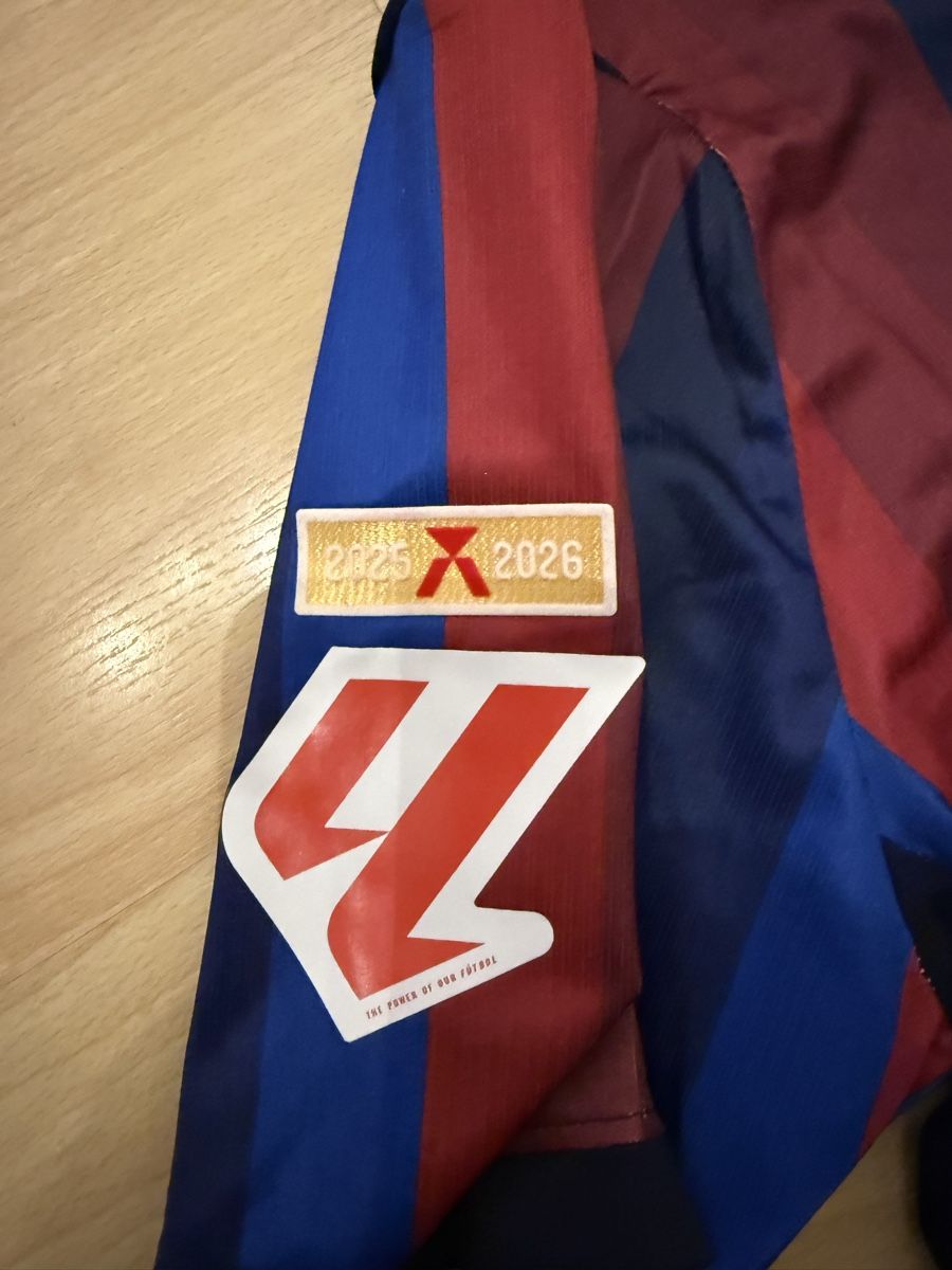 FC Barcelona Canottiere & Pantaloni: FC Barcelona Trikot – Nuovo (secondo la descrizione) da Däniken SO venduto da jschenker27 3