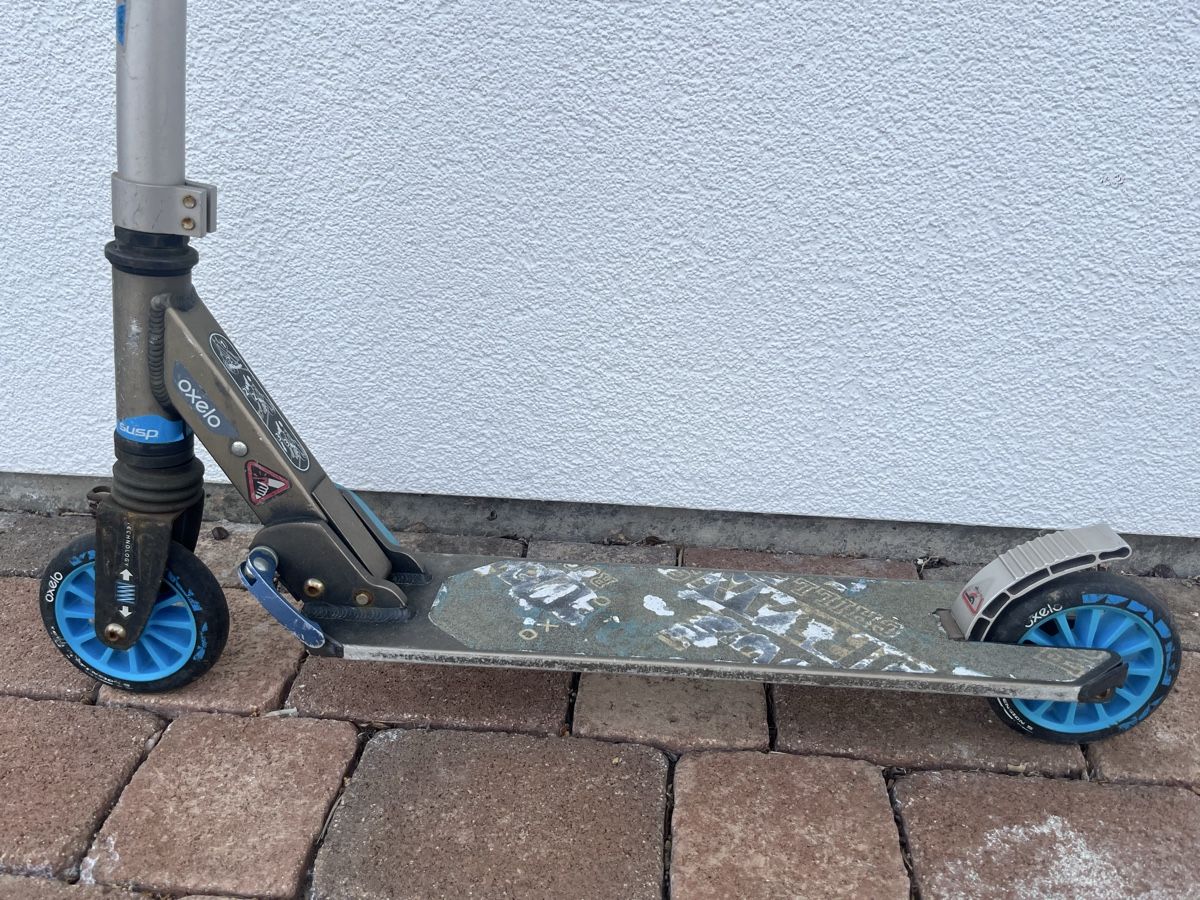 Decathlon Veicoli per bambini: Kindertrottinette Oxelo – Usato da Bottmingen venduto da Handora 2