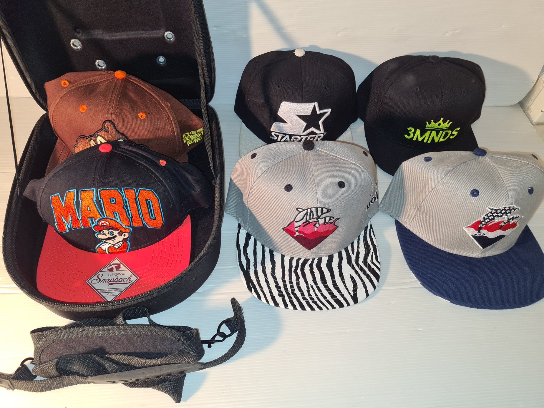 Sonstige Kleidung & Accessoires: Case For Baseball Caps (inklusiv - 6 Caps) – Gebraucht aus Münchenstein von vitalfit 3