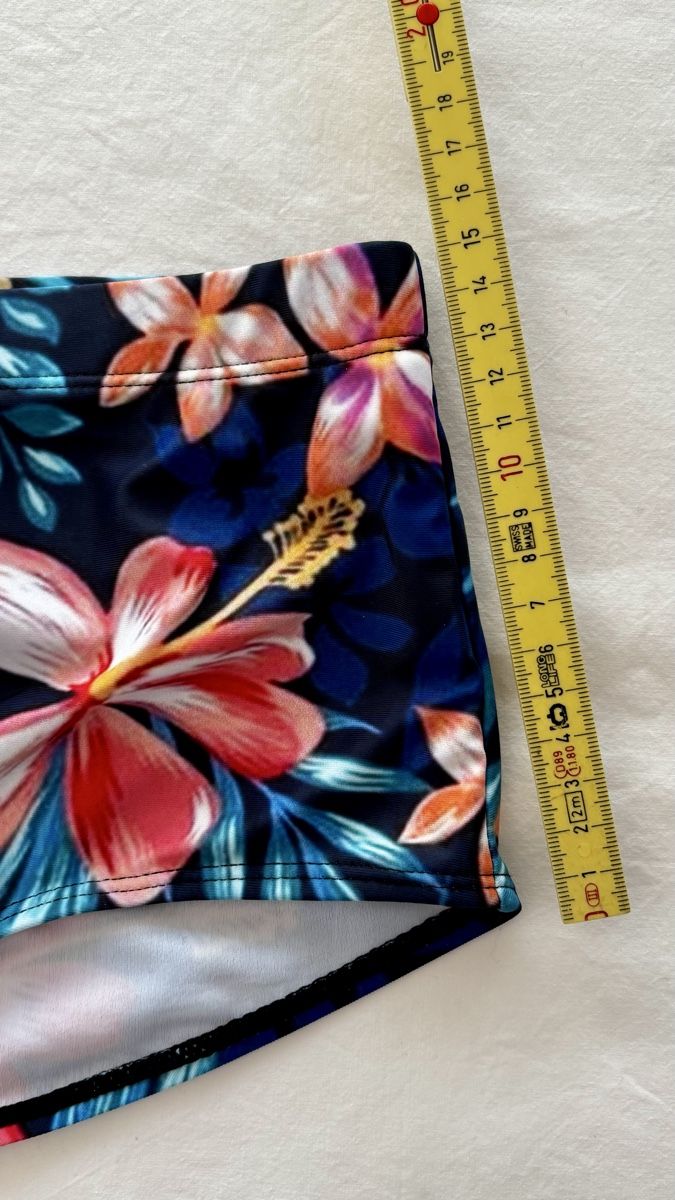 Costumi da bagno: Badehose Herren Gr. S Hawaii-Blumen  – Nuovo (secondo la descrizione) da Zürich venduto da talys 2