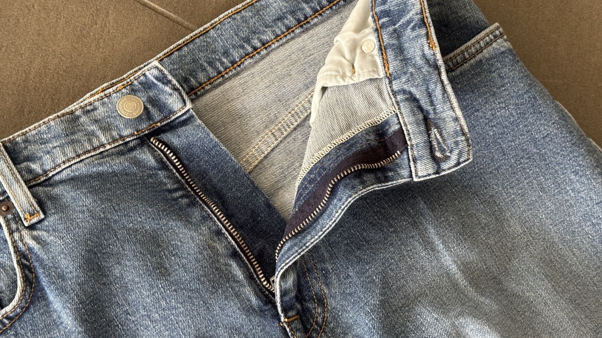 Cos Jeans: COS Regular fit Jeans, heller Denim.  – Usato da Weesen venduto da isabelleST 5