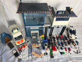 Playmobil Polizeistation, Fahrzeuge, Figuren und Zubehör