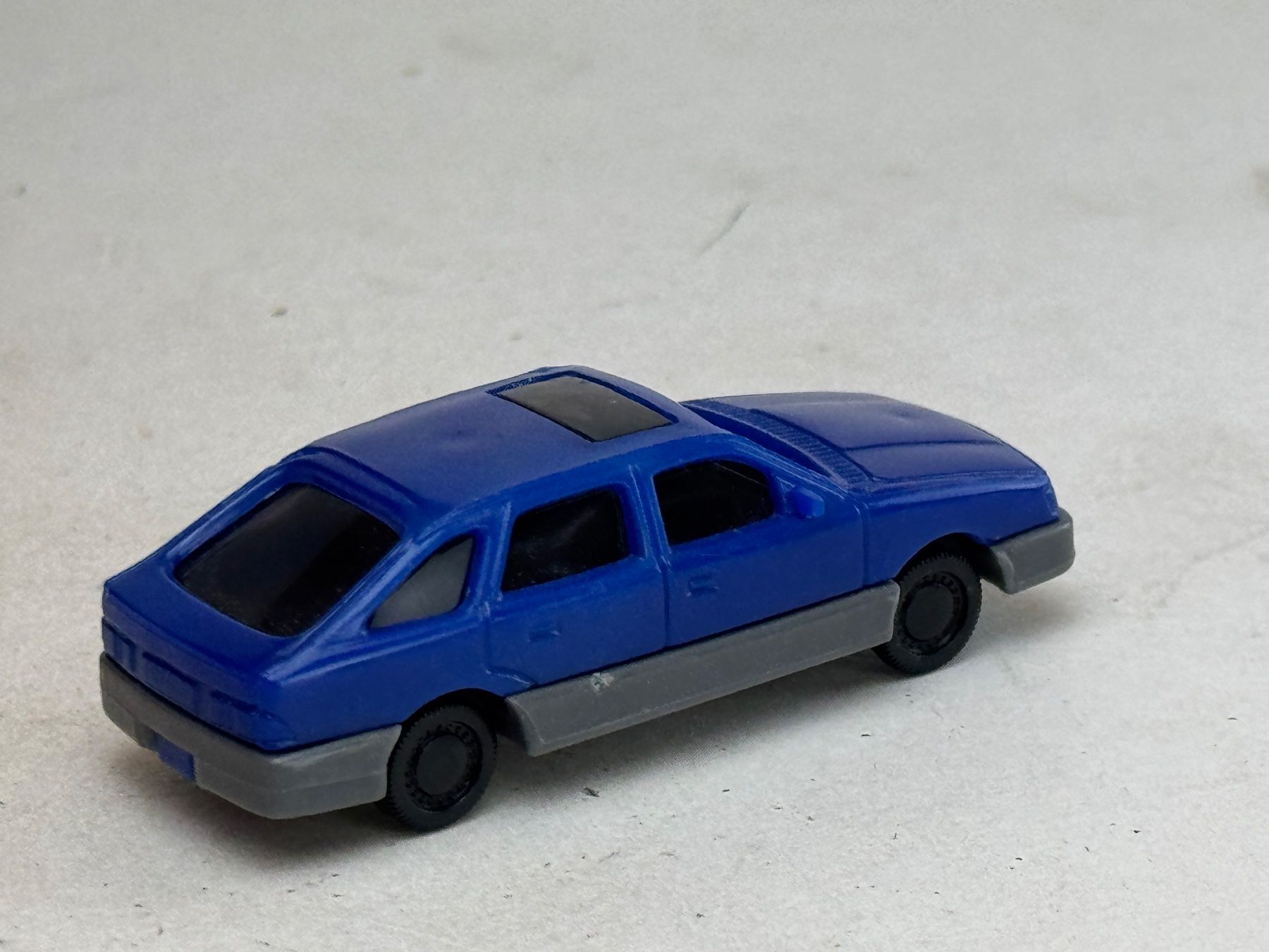 Ford Voitures modèles: GB5- Horney Ford Sierra blau – D'occasion à Elm par Wikmtz 1