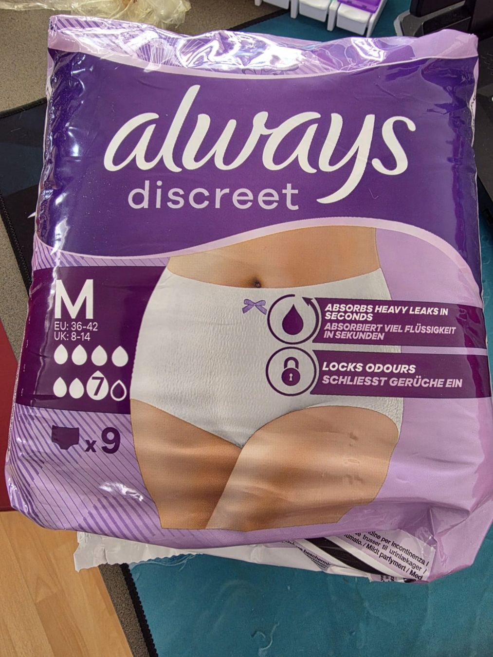 Autres soins du corps: 1 Pack Always Discreet Gr. M – Neuf avec emballage d'origine à Wikon par Speedy_li