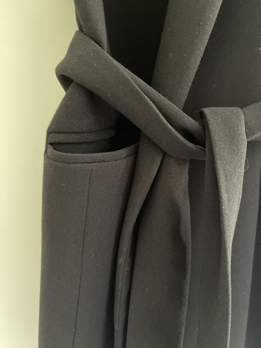 Giacche: Blazer schwarz ärmellos – Usato da Küsnacht ZH venduto da divarocci 2