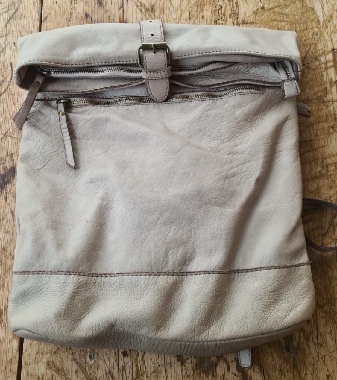 Zaini: Leder Rucksack  – Usato da Lausen venduto da Nashorn19 1
