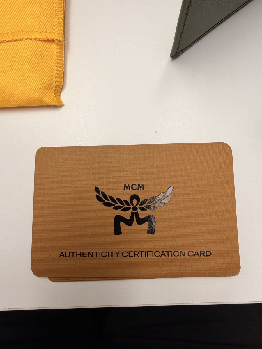 Mcm Portafogli: MCM Portemonnaie neuwertig – Nuovo (secondo la descrizione) da Niedergösgen venduto da Macale97 5