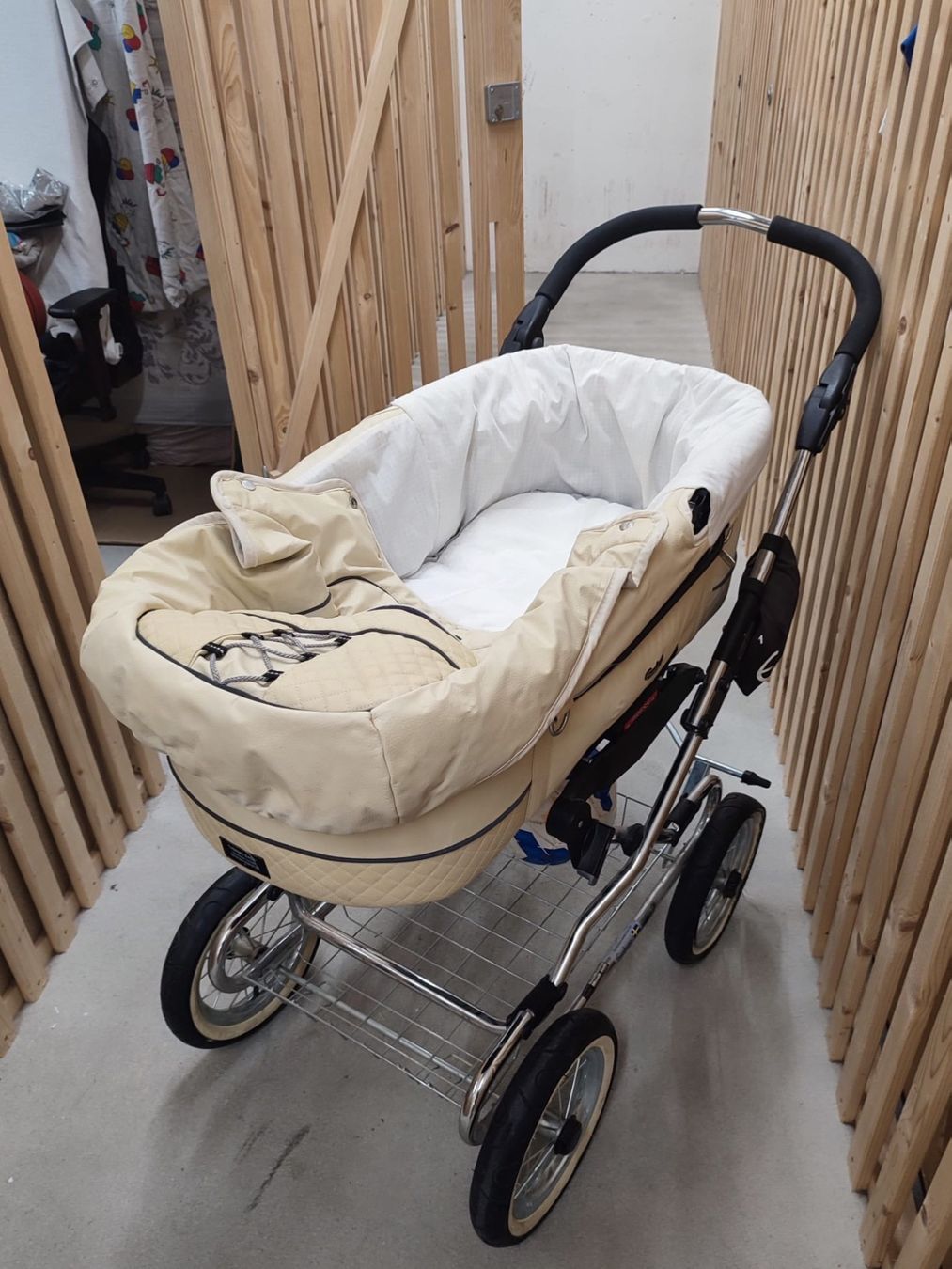 Emmaljunga Carrozzine: Emmaljunga Kinderwagen in Beige – Usato da Bülach venduto da uem_nx8q 6