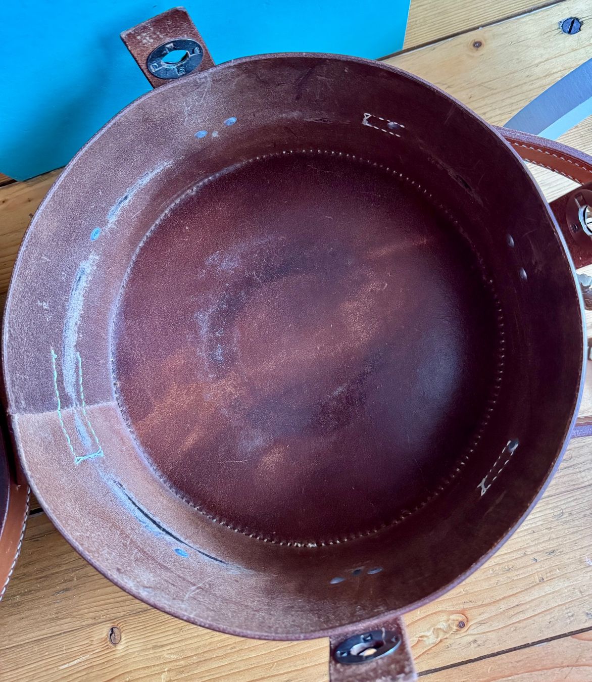 Borse: Curling Ledertasche mit Gebrauchsspuren – Usato da Grabs venduto da Antik-Vintage 5