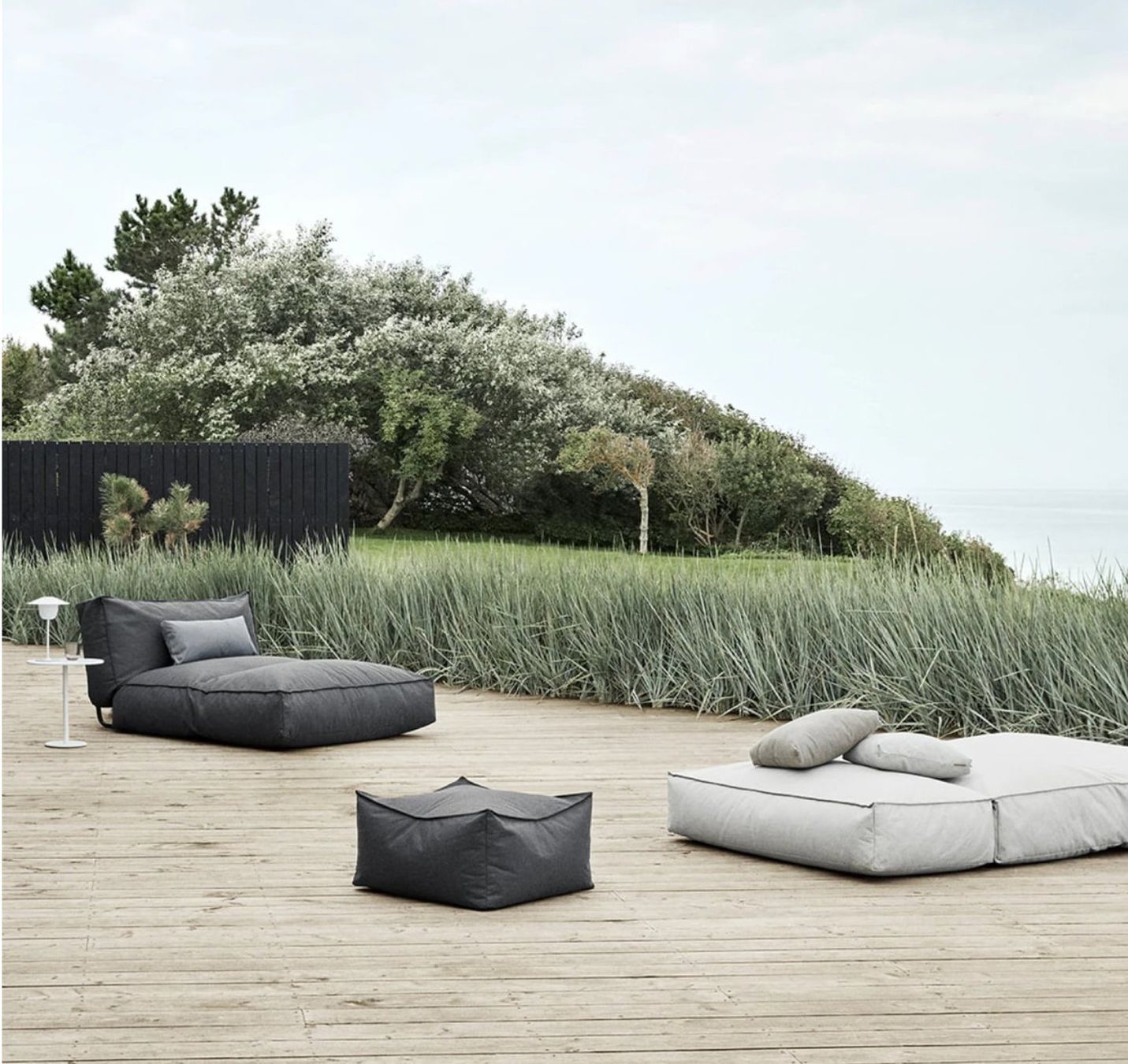 Sgabelli: BLOMUS - Stay Outdoor Hocker, Farbe cloud – Usato da Aarburg venduto da ste_clp7 2