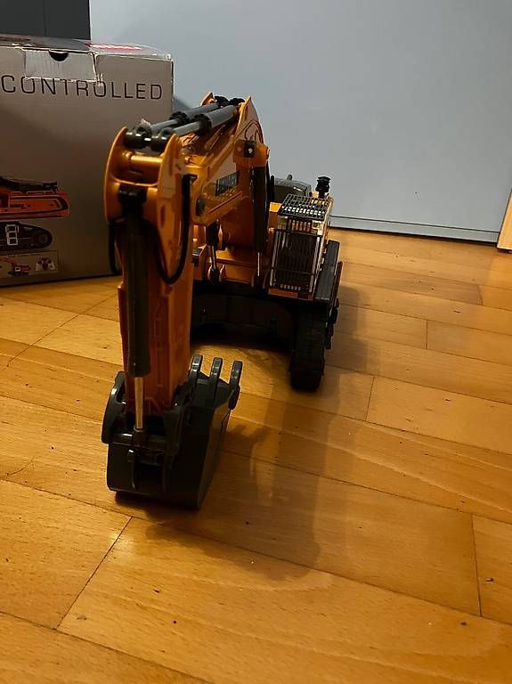 RC Modellbau: Escavatore telecomandato siku  – Gebraucht aus Meride von Alain0.. 2