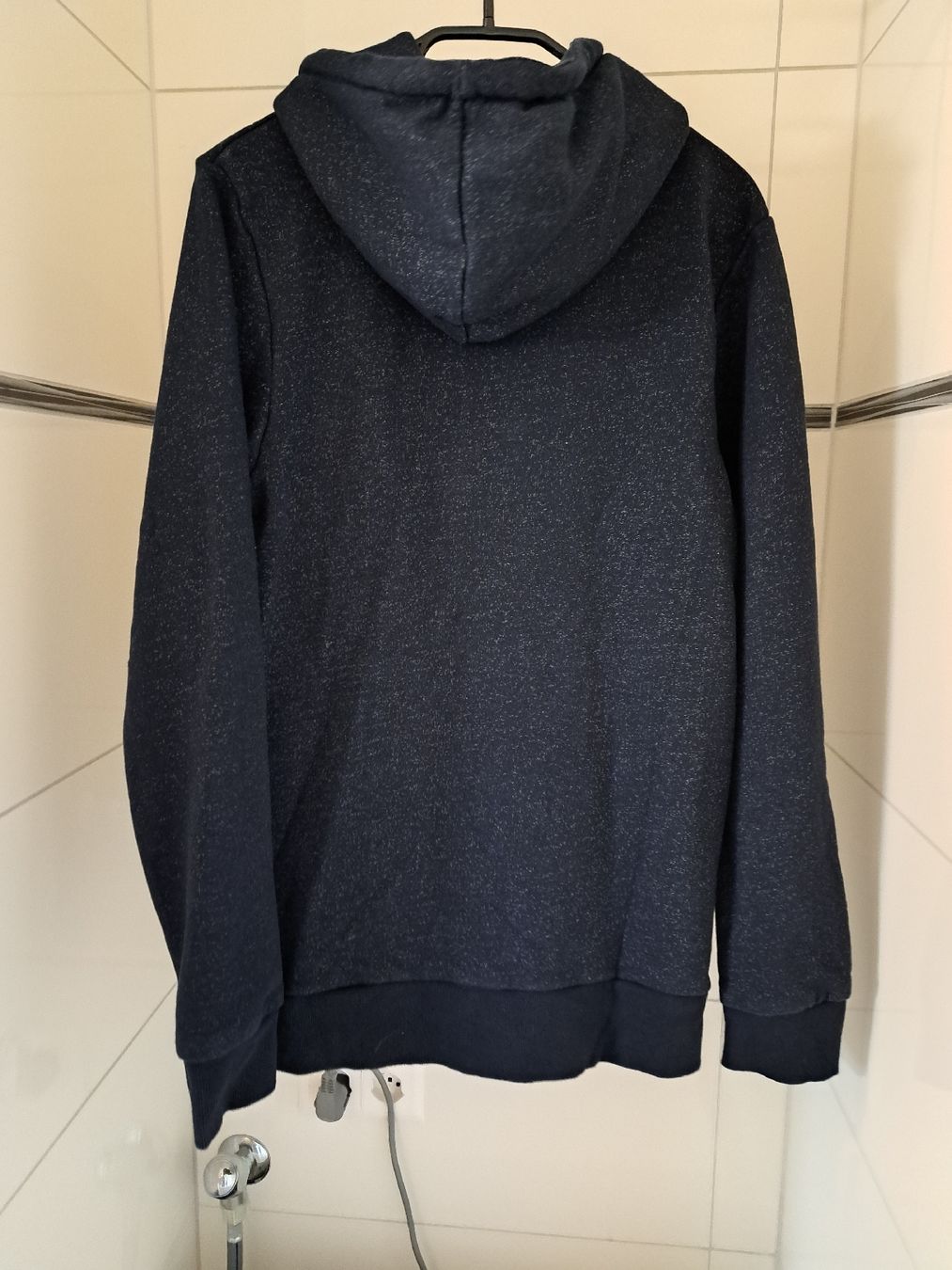 Jack & Jones Maglioni & Felpe: Pull à capuche Jack and Jones original wie neu ! – Nuovo (secondo la descrizione) da Uvrier venduto da har_5k9n 1
