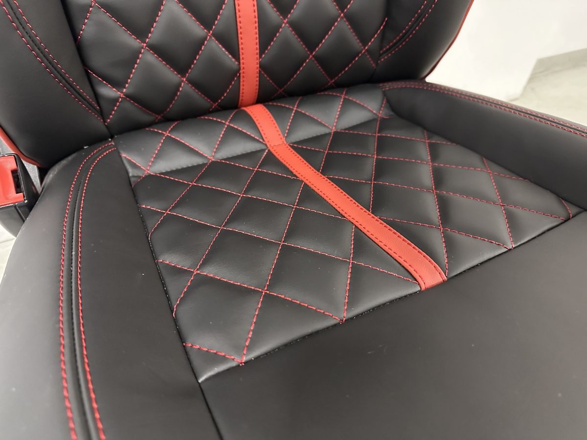 VW Tutti i ricambio: VW T5/T6 Sitz Einzelsitz Doppelsitz – Usato da Alpnach-Dorf venduto da Skai0 1