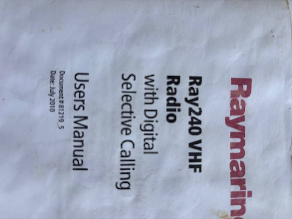 Radiocomunicazione: Raymarine Ray 240e VHF Funkgerät – Usato da Zürich venduto da Geo10 1