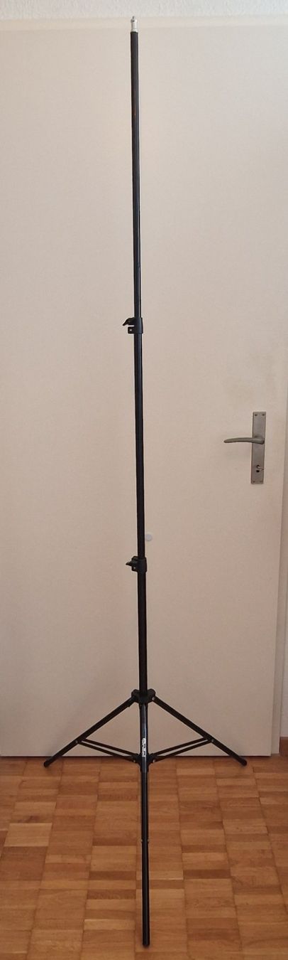 Treppiedi & Teste: Lichtstativ Rollei ca 190 cm – Usato da Wädenswil venduto da greengenesis 1