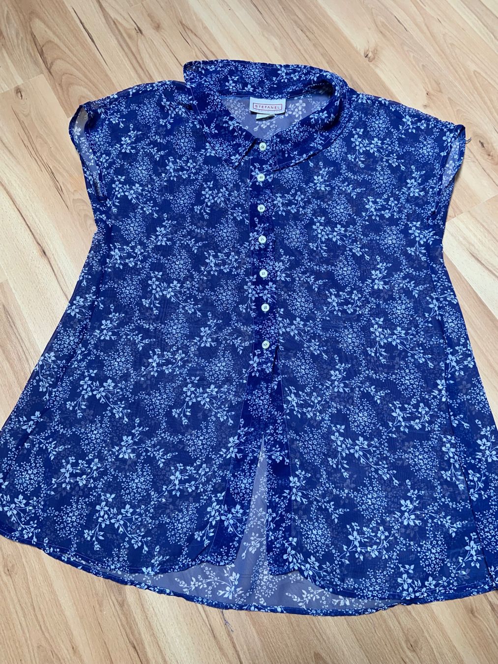 Tops: Blouse – D'occasion à Ecublens VD par timily