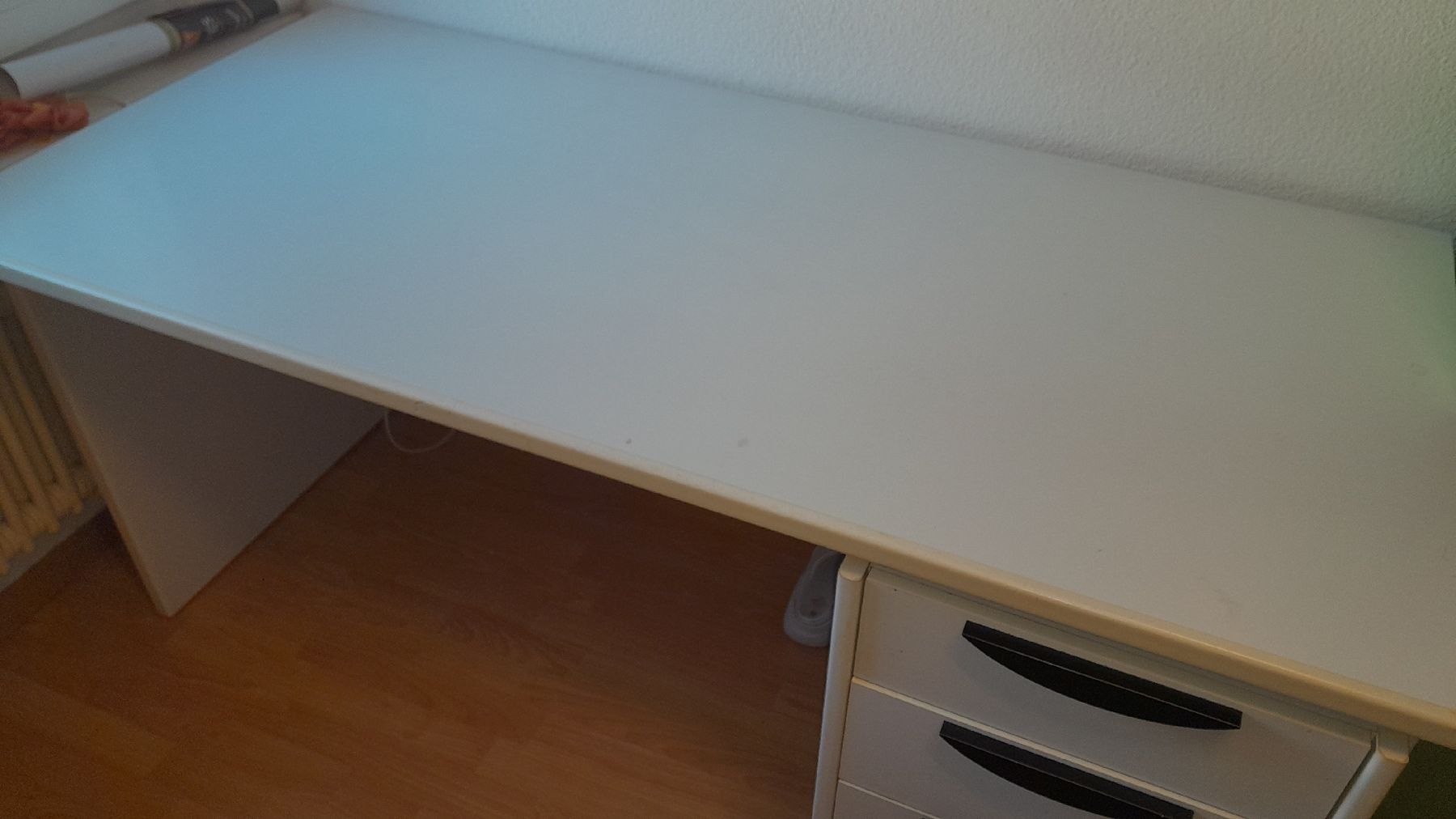 Scrivanie: kostenloser Schreibtisch – Usato da Goldau venduto da daviriccardo 1