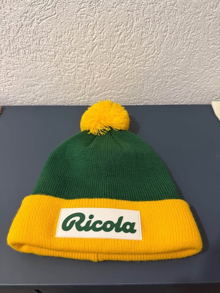 Ricola Copricapi, berretti & cappellini: Bonnet Ricola neuf – Nuovo (secondo la descrizione) da Icogne venduto da cen_h97r 1
