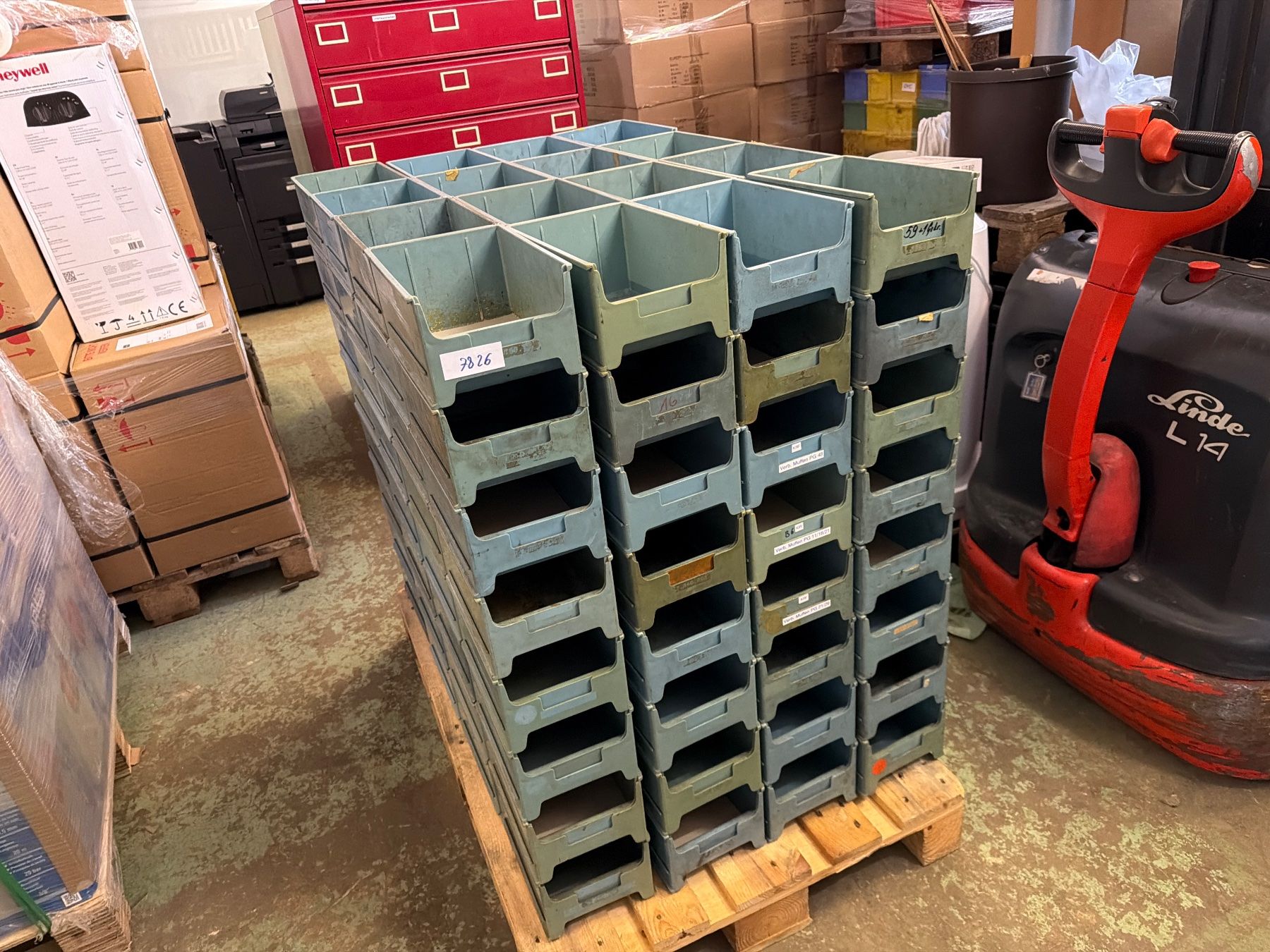 Contenitori & Simili: 128Stk gebrauchte Sichtlagerboxen Kunststoffboxen – Usato da Necker venduto da liq24 1