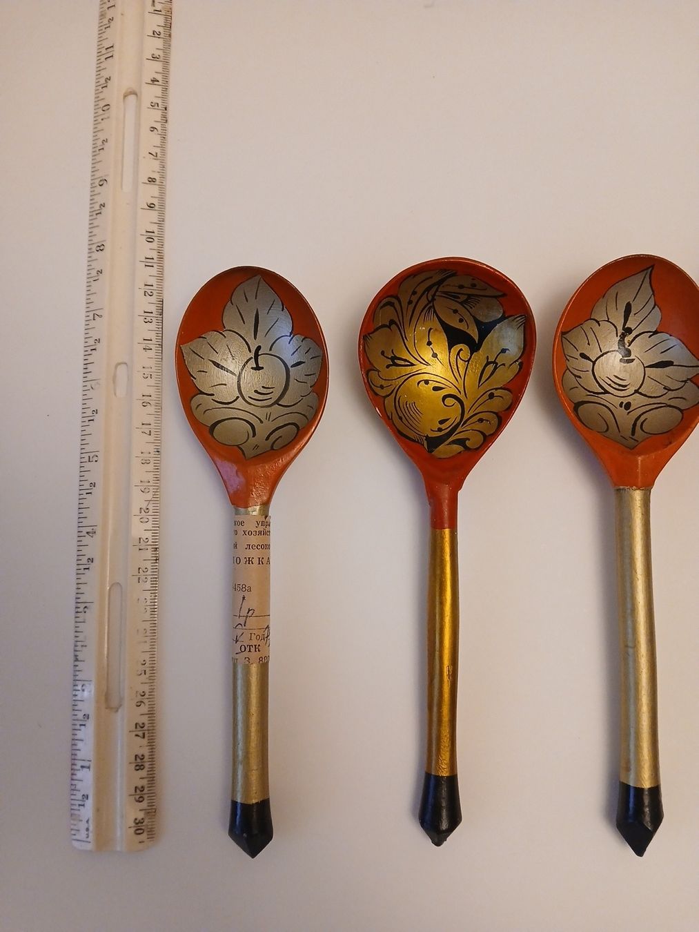 Tutte le decorazioni: New - Russian wioden spoons CHF 4 each – Nuovo (secondo la descrizione) da Dübendorf venduto da LoRi-2026 1